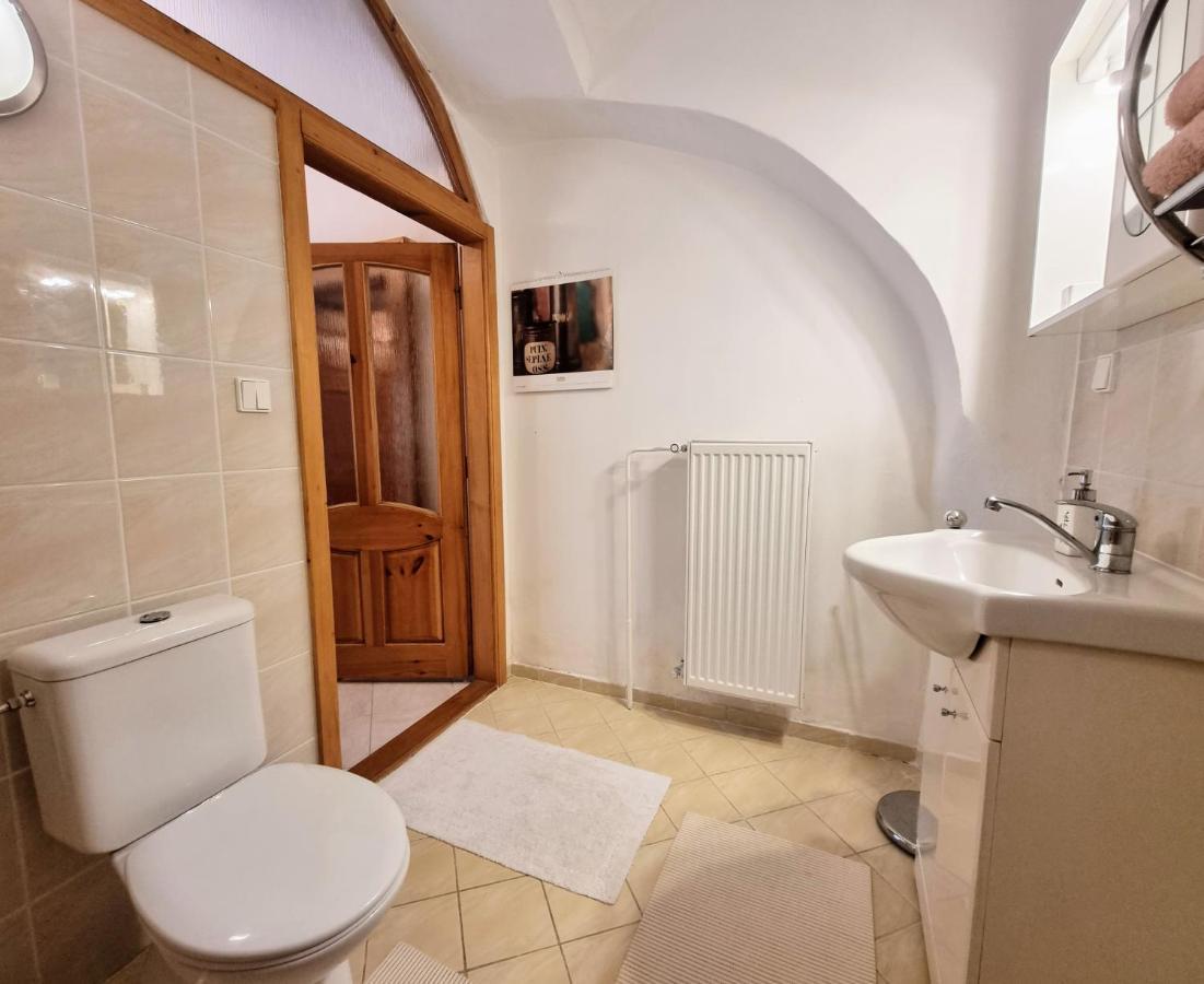 Ferienwohnung Historical House In The Center Levoca With Parking Exterior foto