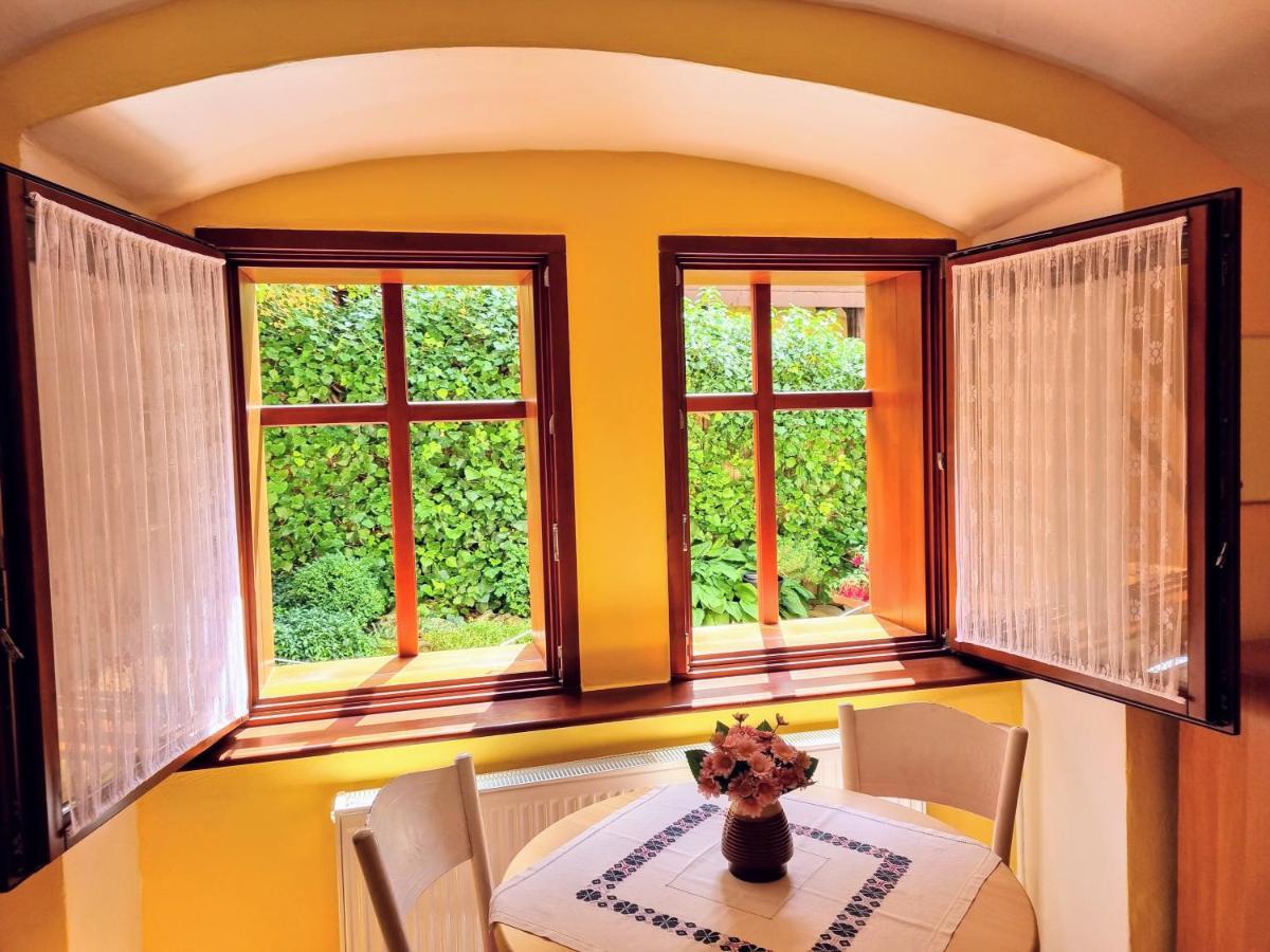 Ferienwohnung Historical House In The Center Levoca With Parking Exterior foto