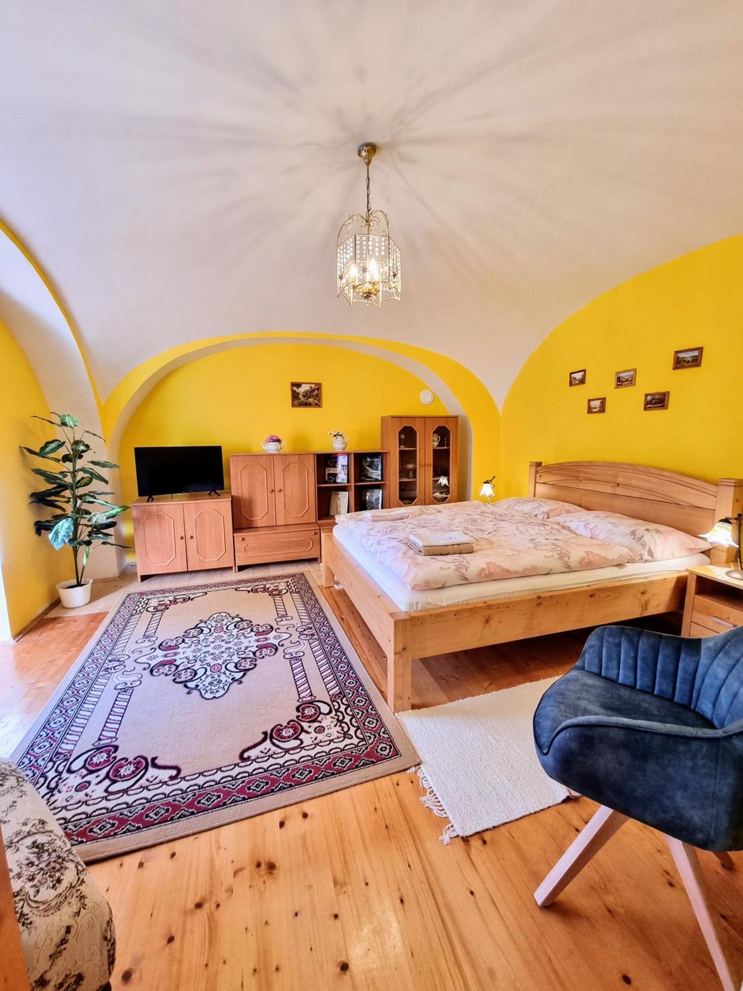Ferienwohnung Historical House In The Center Levoca With Parking Exterior foto