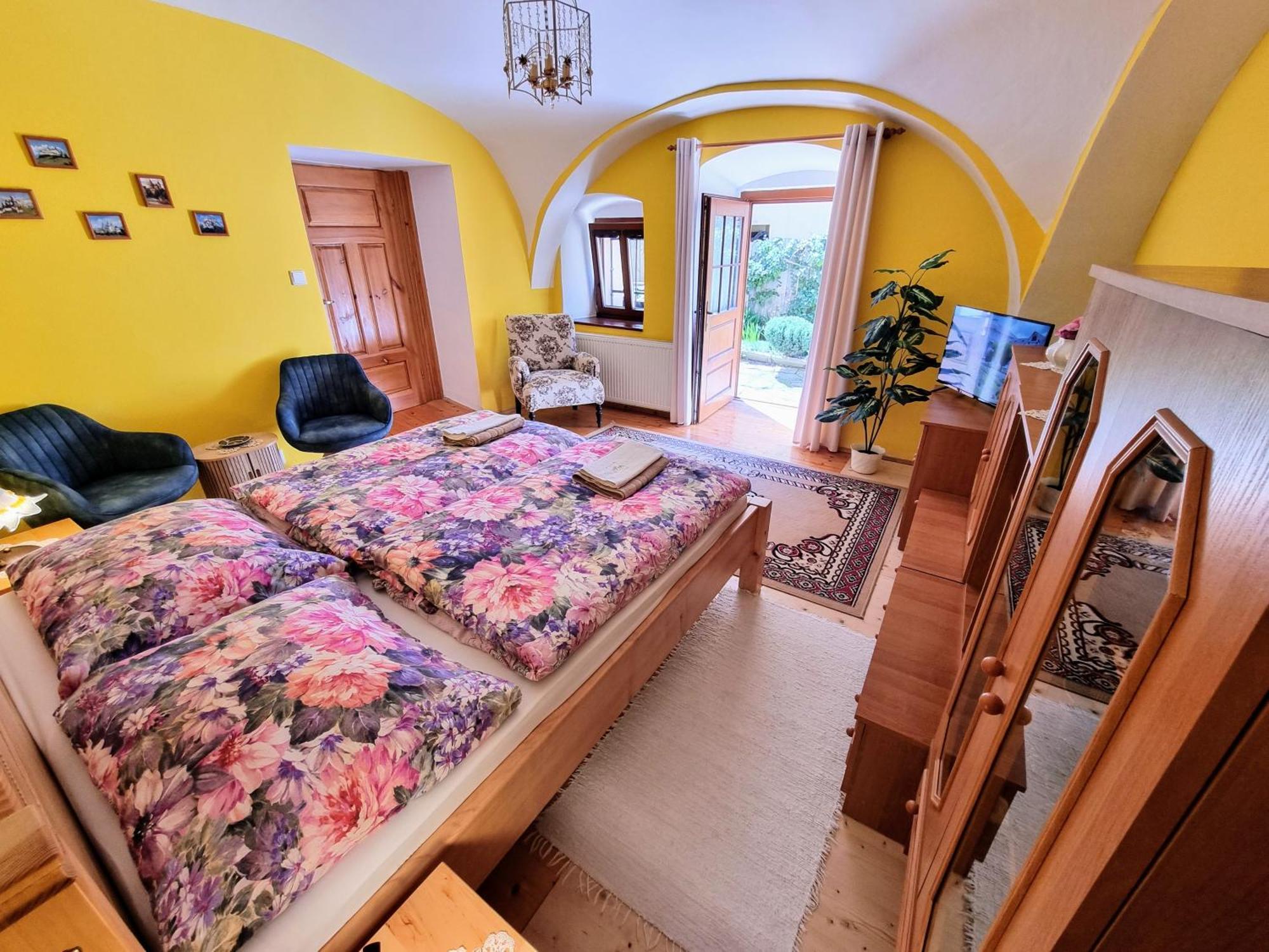 Ferienwohnung Historical House In The Center Levoca With Parking Exterior foto